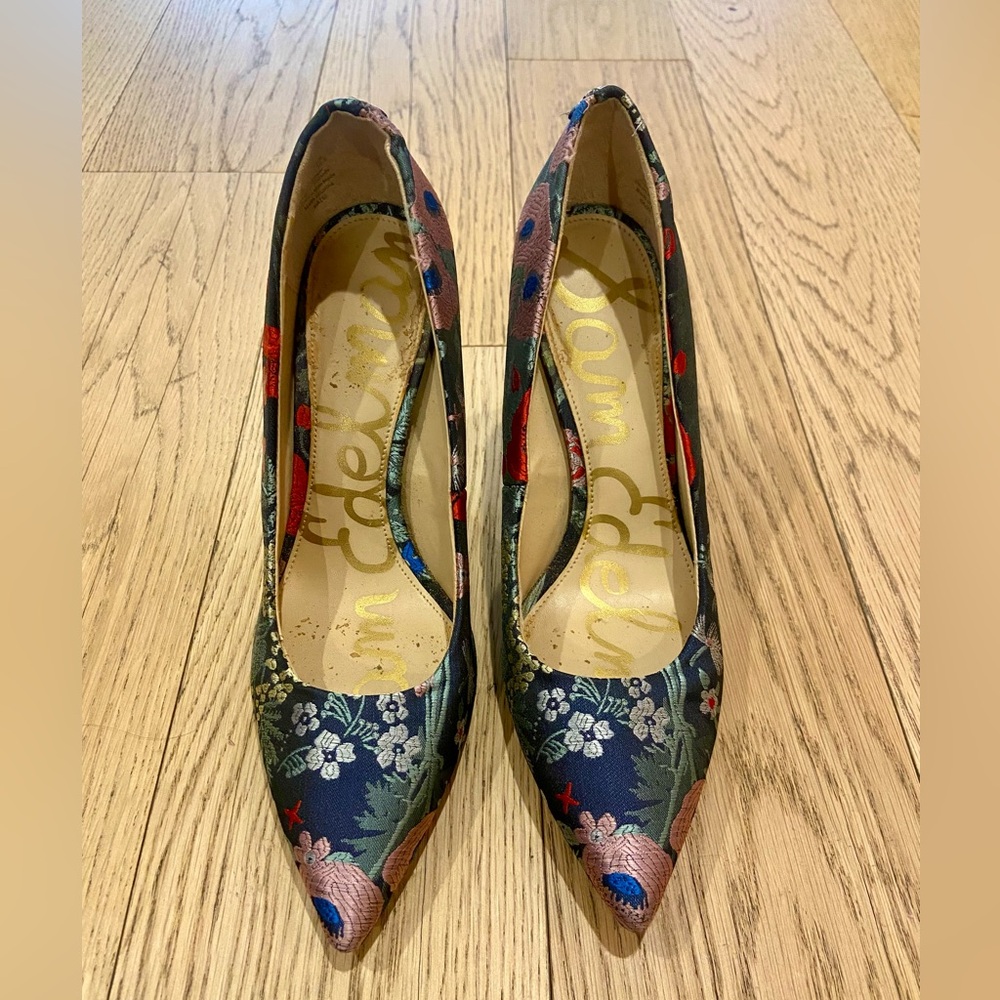 Sam Edelman Hazel Embroidered Floral Heels - 6.5